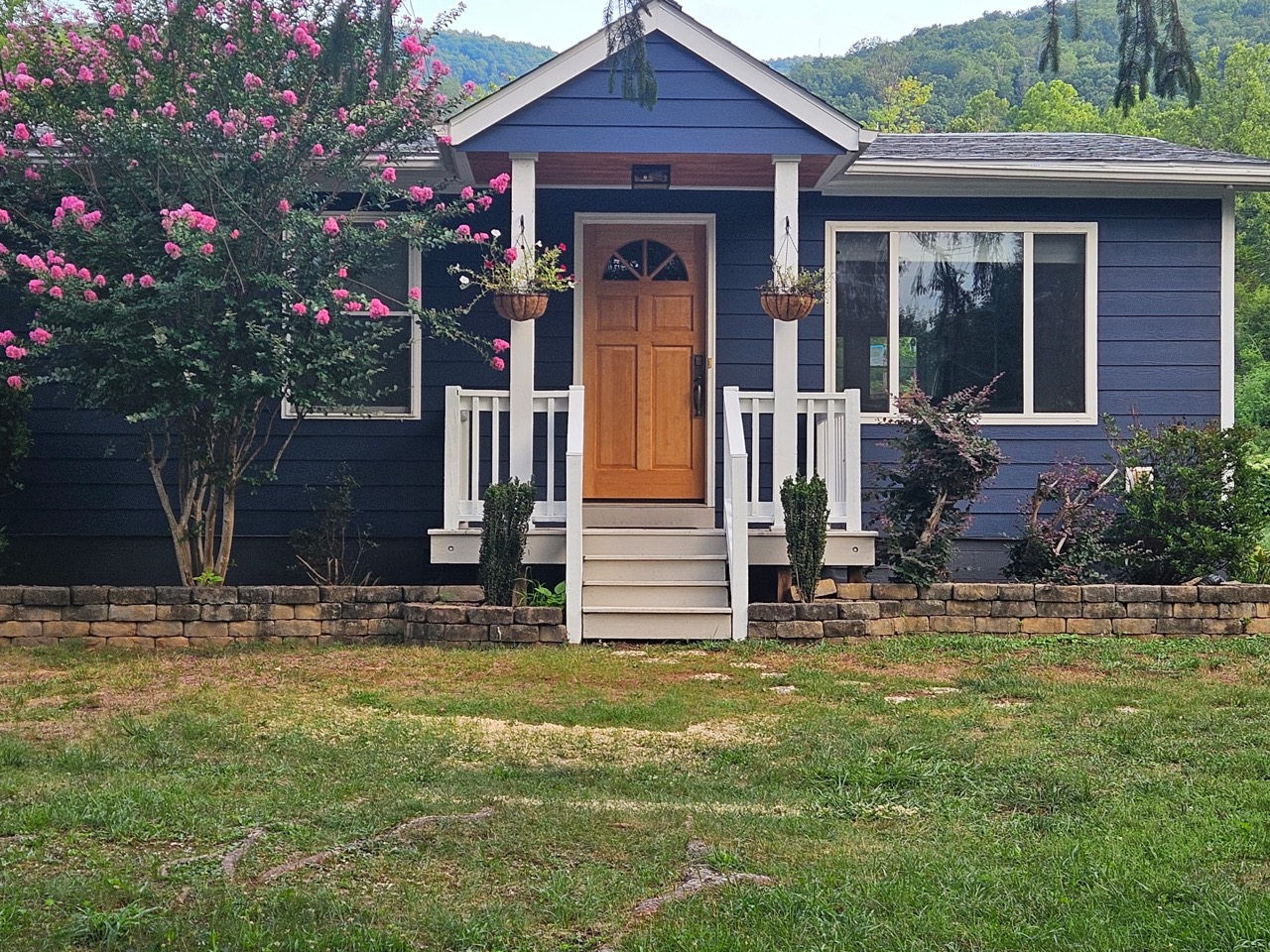 498 Newtown Road — front, after