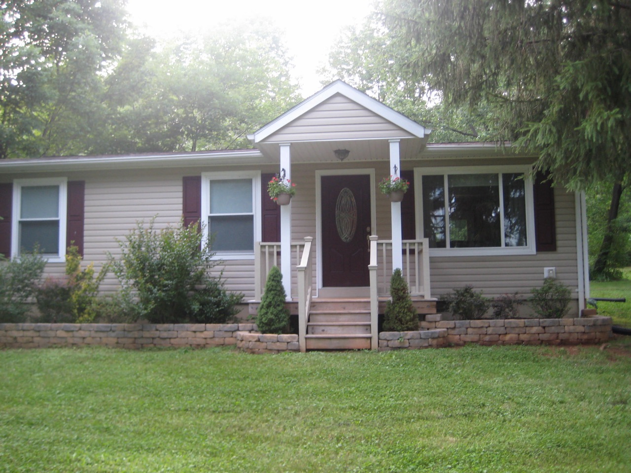 498 Newtown Road — front, before