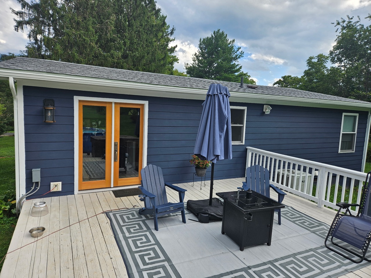 498 Newtown Road — rear deck, after